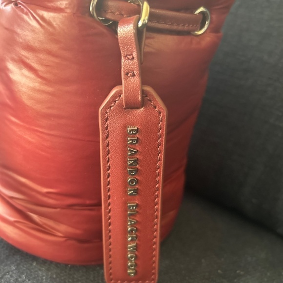 Purse - Picture 2 of 3